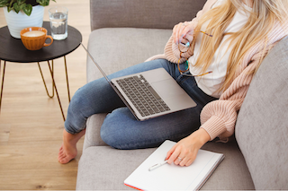 women on laptop